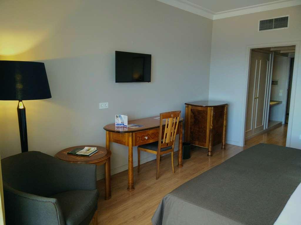 Golden Tulip Porto Gaia Hotel Vila Nova de Gaia Rum bild
