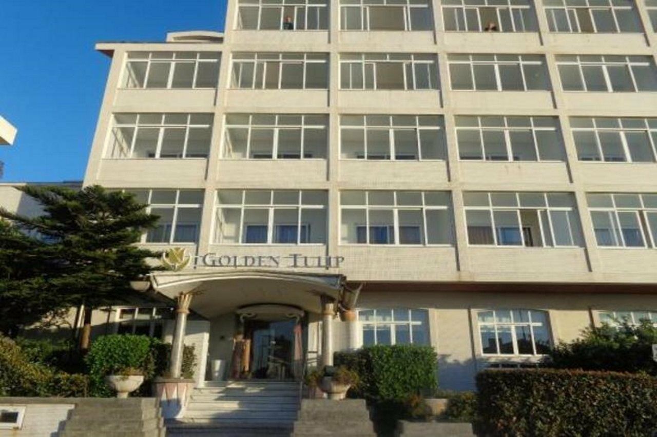 Golden Tulip Porto Gaia Hotel Vila Nova de Gaia Exteriör bild