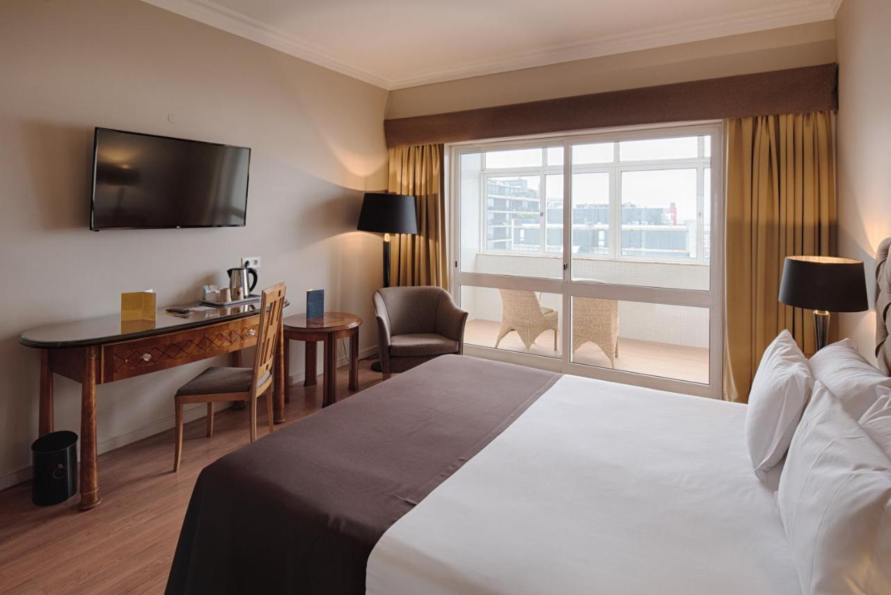 Golden Tulip Porto Gaia Hotel Vila Nova de Gaia Exteriör bild